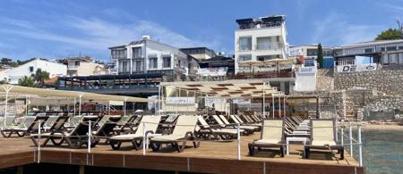 Seaside Apart Hotel