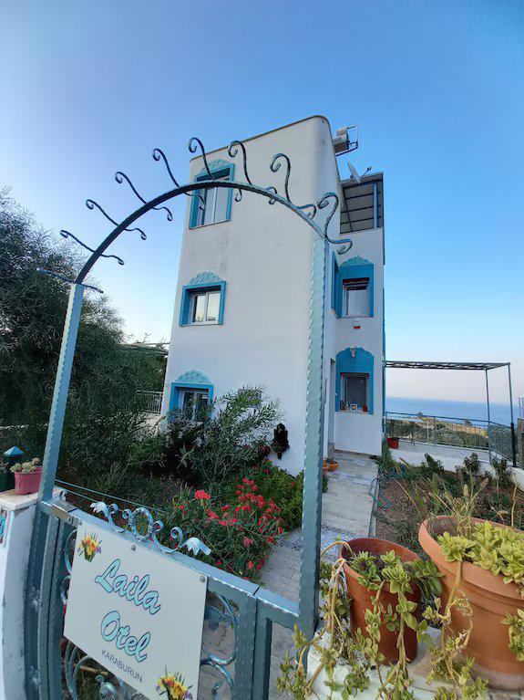 Laila Otel Karaburun