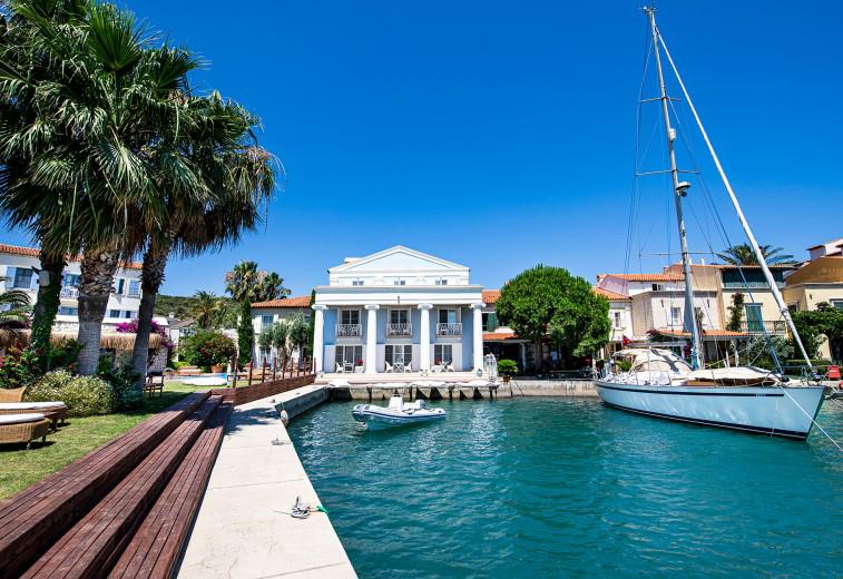 Port Alaçatı Hotel