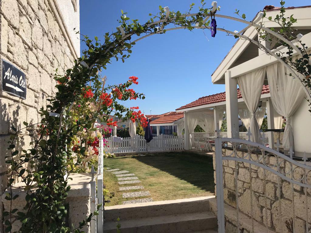 Alaçatı Alaris Hotel