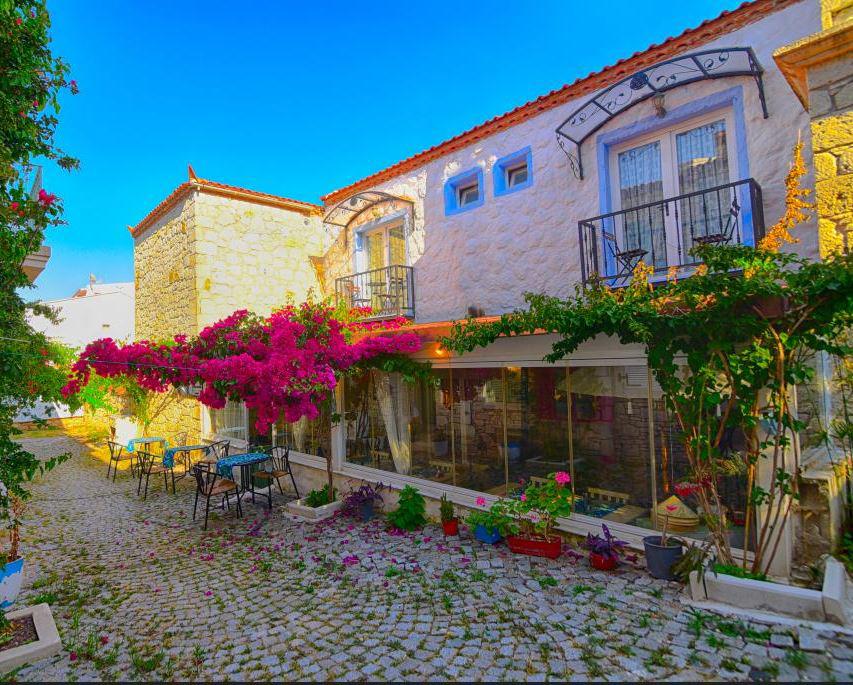 Maison D'Azur Boutique Hotel