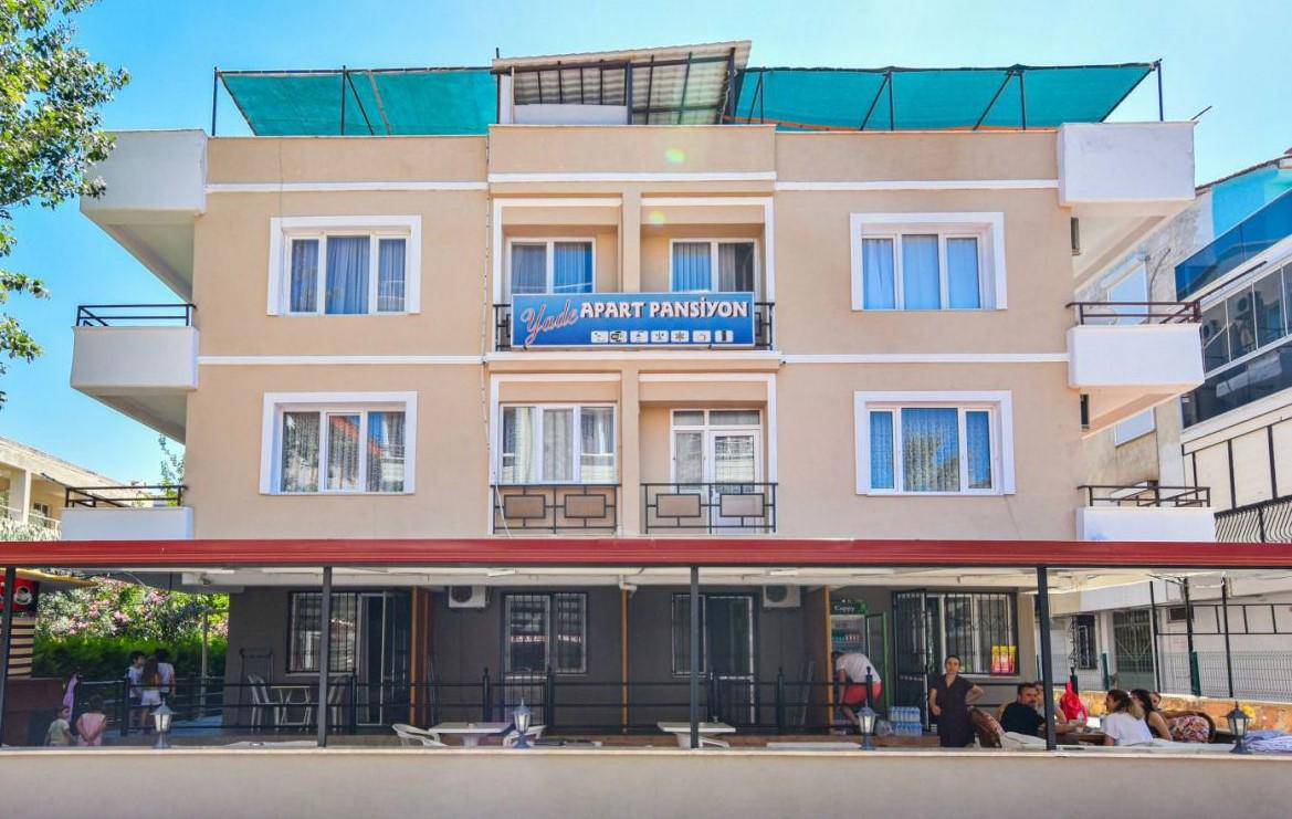 Yade Apart Pension