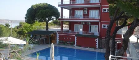 Tunc Hotel