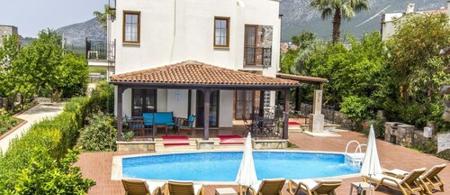Villa Sierra by Villamnet