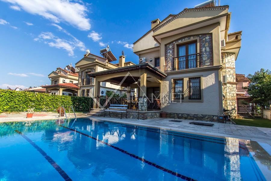 Villa Ilgın by Villamnet