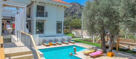 Ecclesia Boutique Hotel