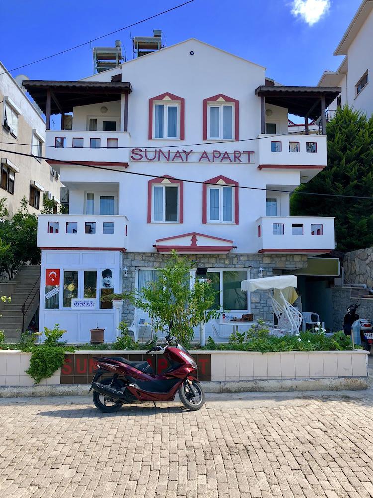 Sunay Apart