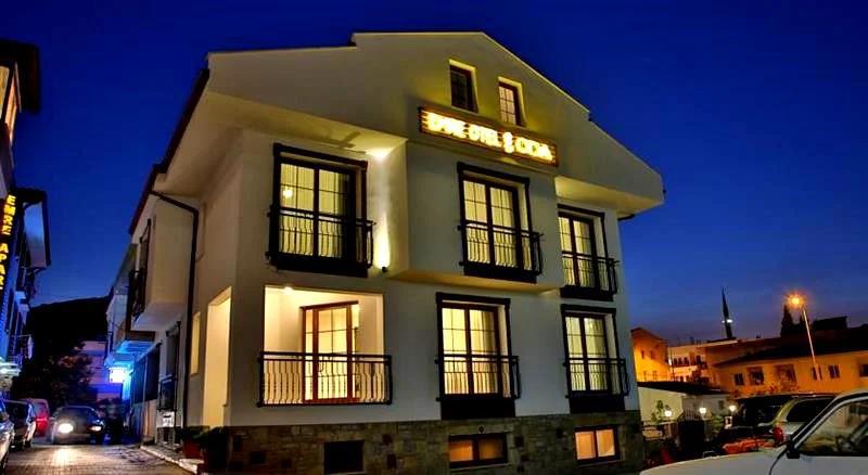 Emre Hotel 10 Oda