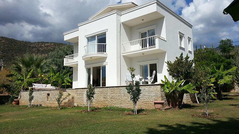 Mesudiye Villa White Apart