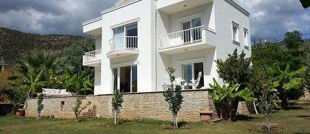 Mesudiye Villa White Apart