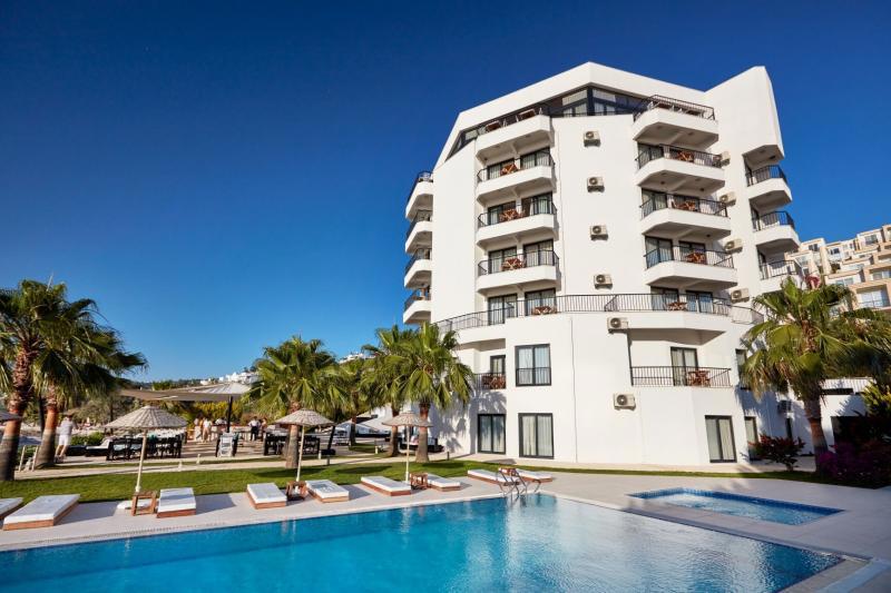 Med-Inn Boutique Hotel