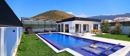 Mandarin Villa