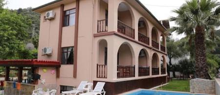 Pisilis Hotel