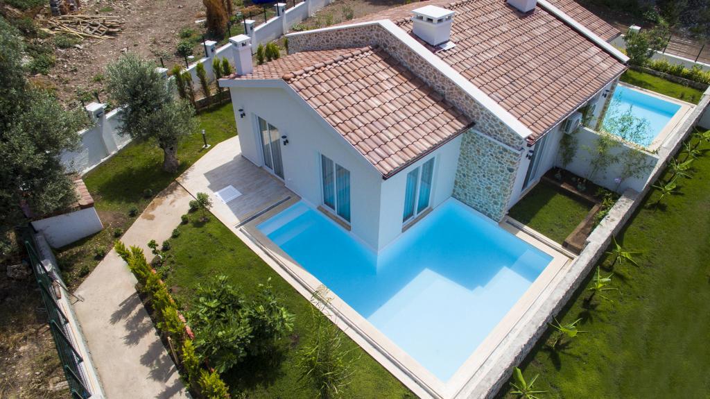 Z Exclusive Hotel And Villas