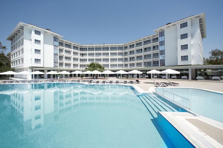 Le Monde Beach Resort & Spa