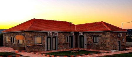 Assos Bianca Suites