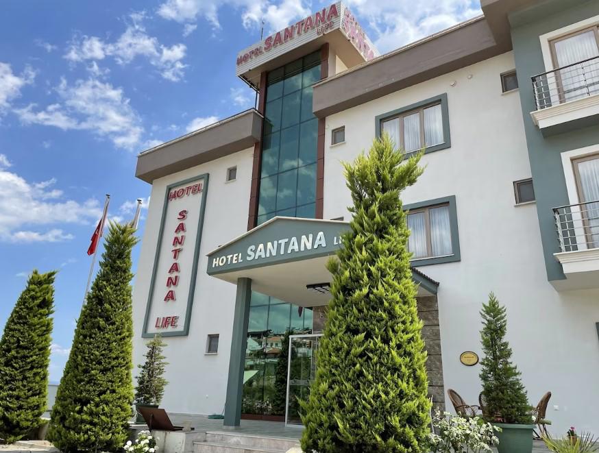 Santana Life Otel