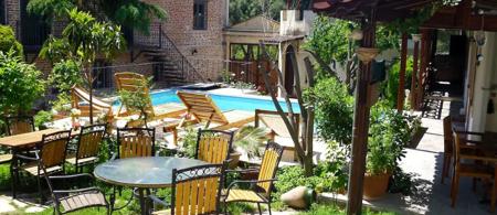 Akropolis Hotel
