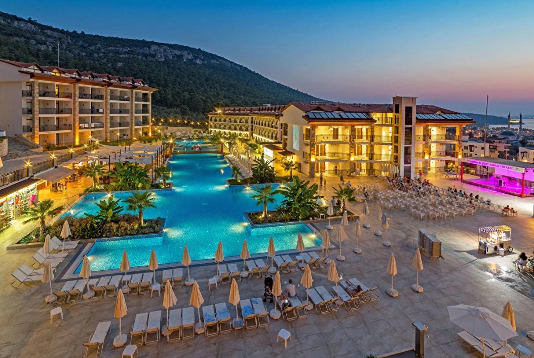 Ramada Resort By Wyndham Akbük