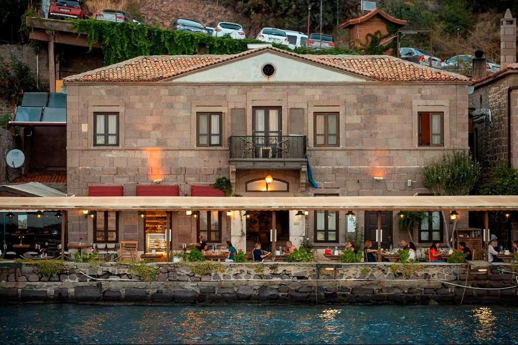 Assos Nazlıhan Hotel