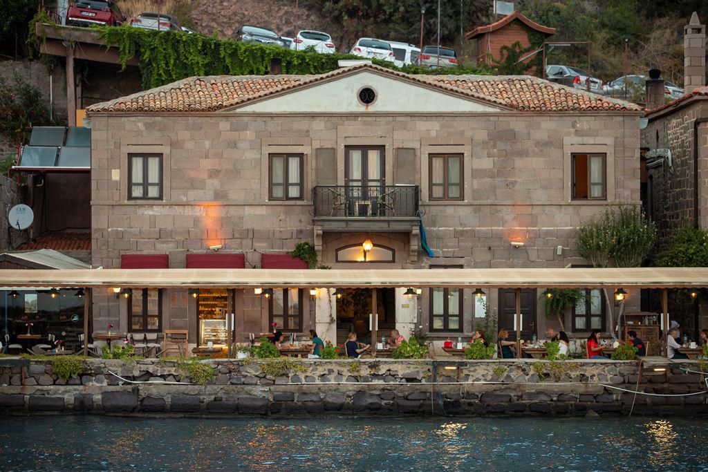 Assos Nazlıhan Hotel