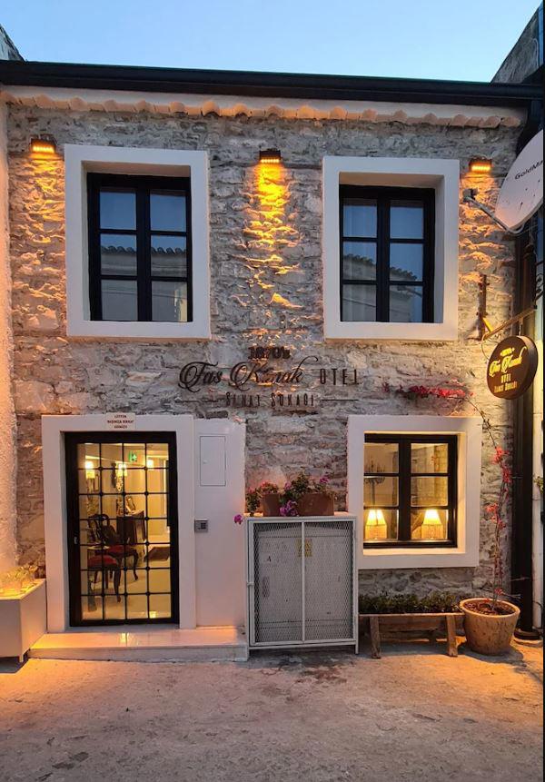 Urla Taş Konak Otel