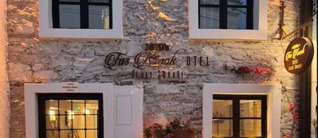 Urla Taş Konak Otel