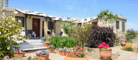 Tenedos Tatil Odaları