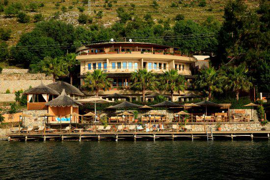 Loryma Luxury Boutique