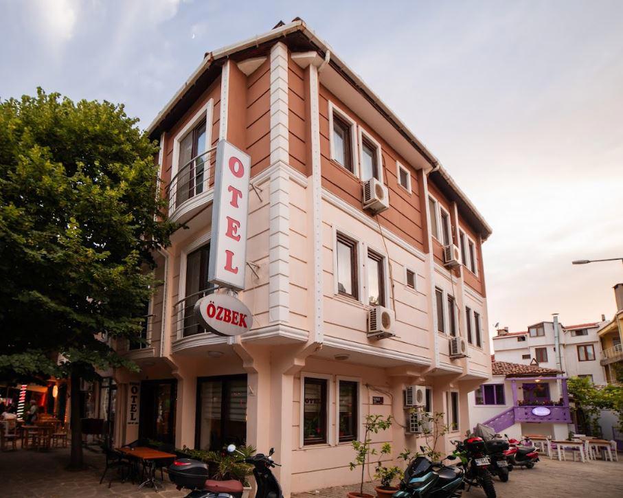Ozbek Hotel