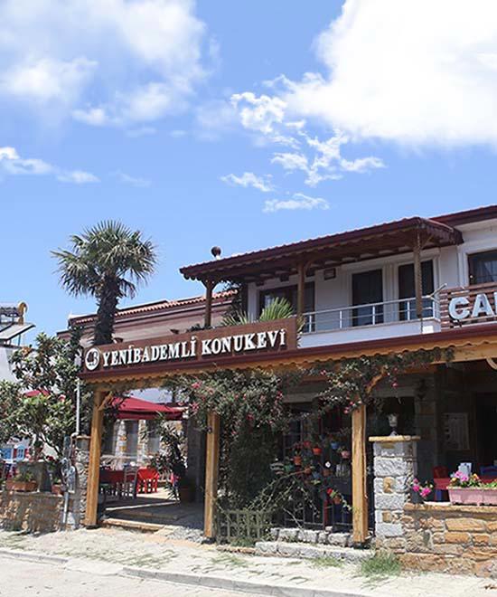 Yeni Bademli Konuk Evi