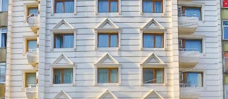 Grand Ant Hotel