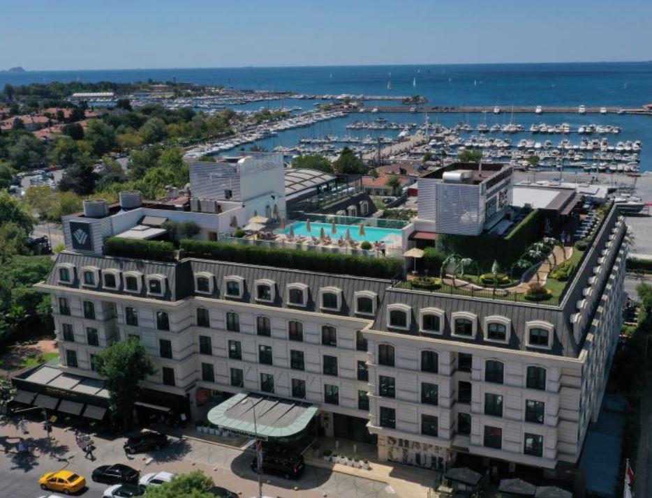 Wyndham Grand İstanbul Kalamış Marina Hotel