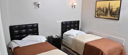 Tanin Hotel