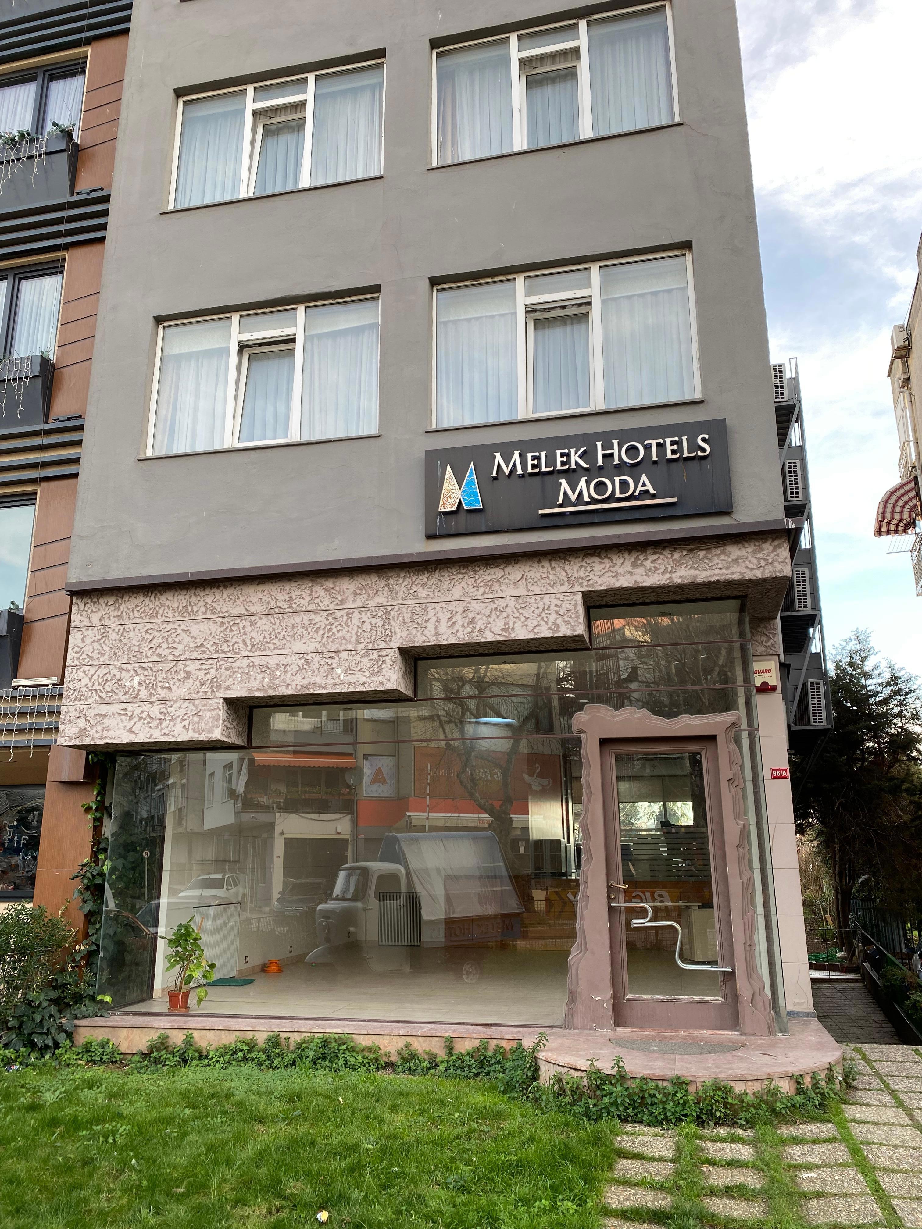 Melek Hotels Moda