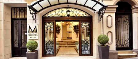 Mirrors Hotel