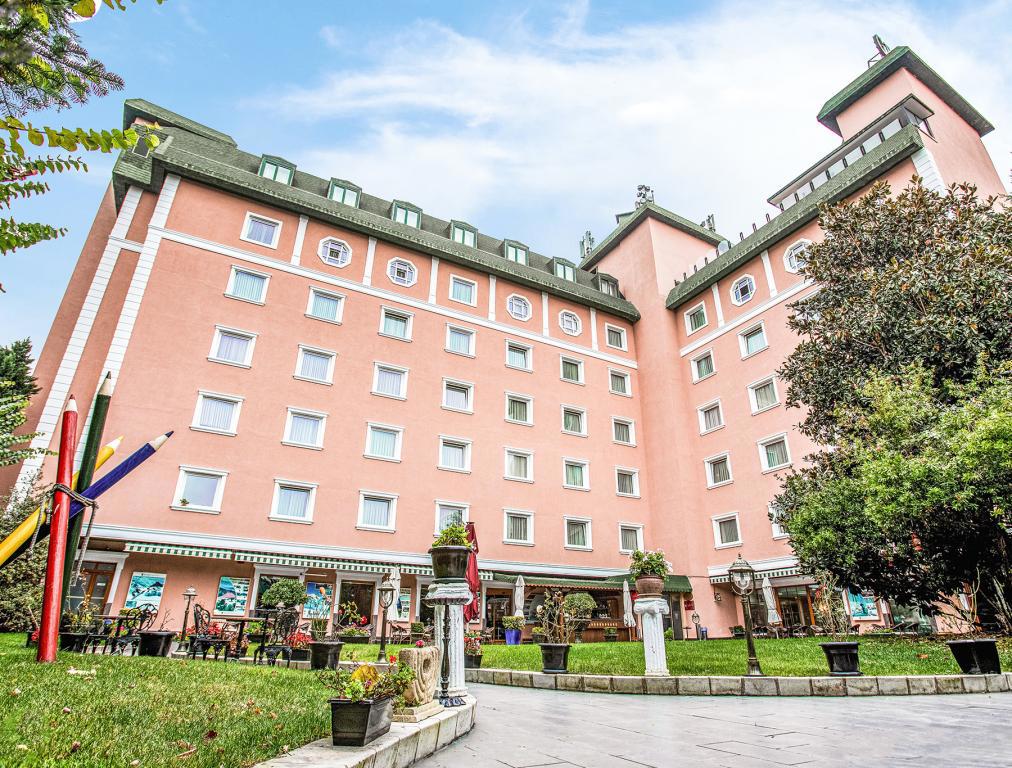 The Green Park Hotel Merter