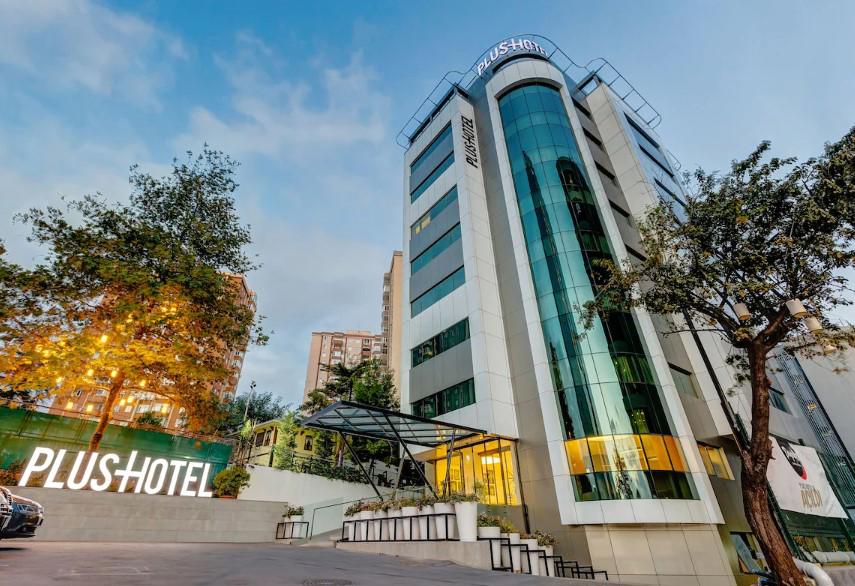 Plus Hotel & Suites