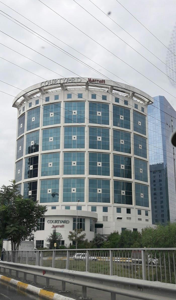 Courtyard İstanbul West