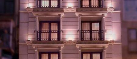 Nanda Hotel