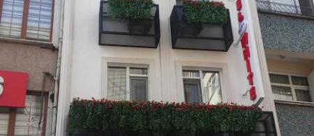 Hotel La White