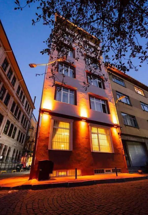 The First Ottoman Suites