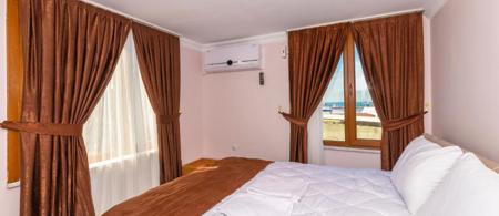 Tavra Hotel
