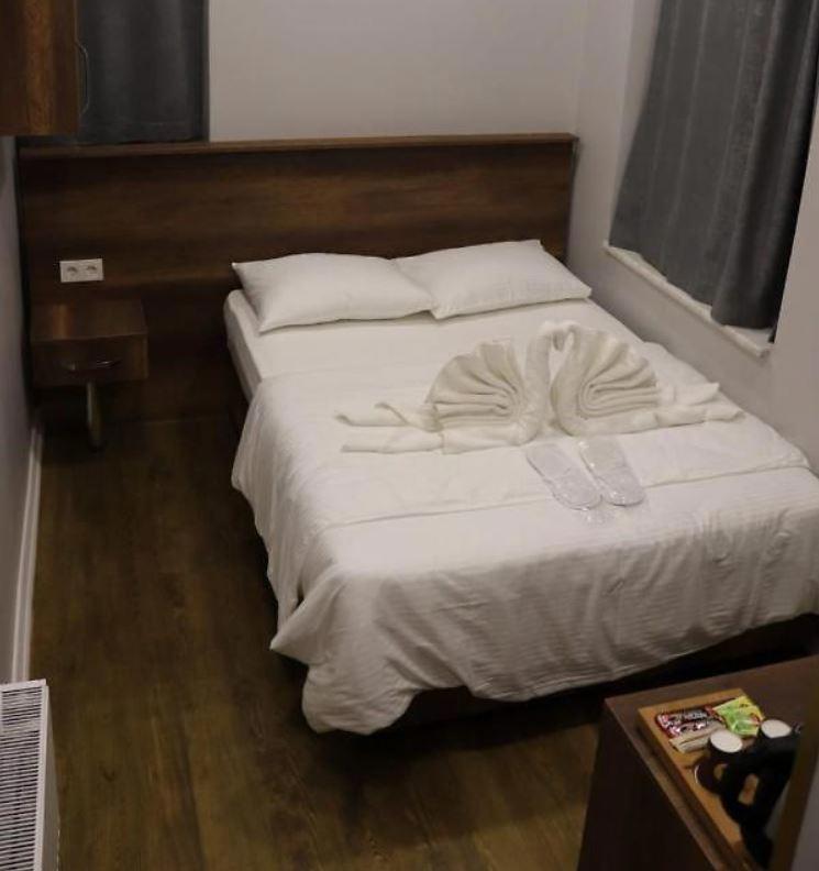 Moonlight Hotel & Hostel