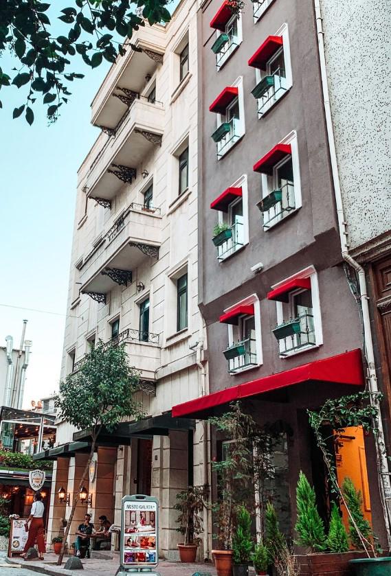 Galata Aristo Suites