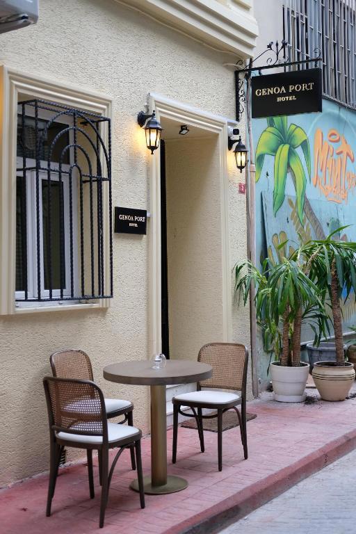 Genoa Port Hotel