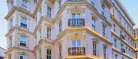 Meroddi Pera Flats