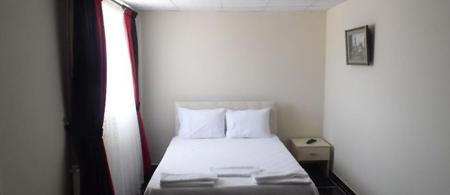 Saral Hotel