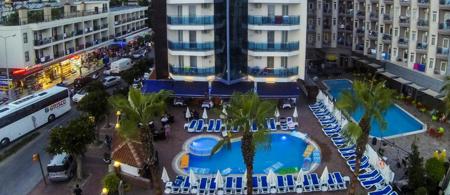 Parador Beach Hotel