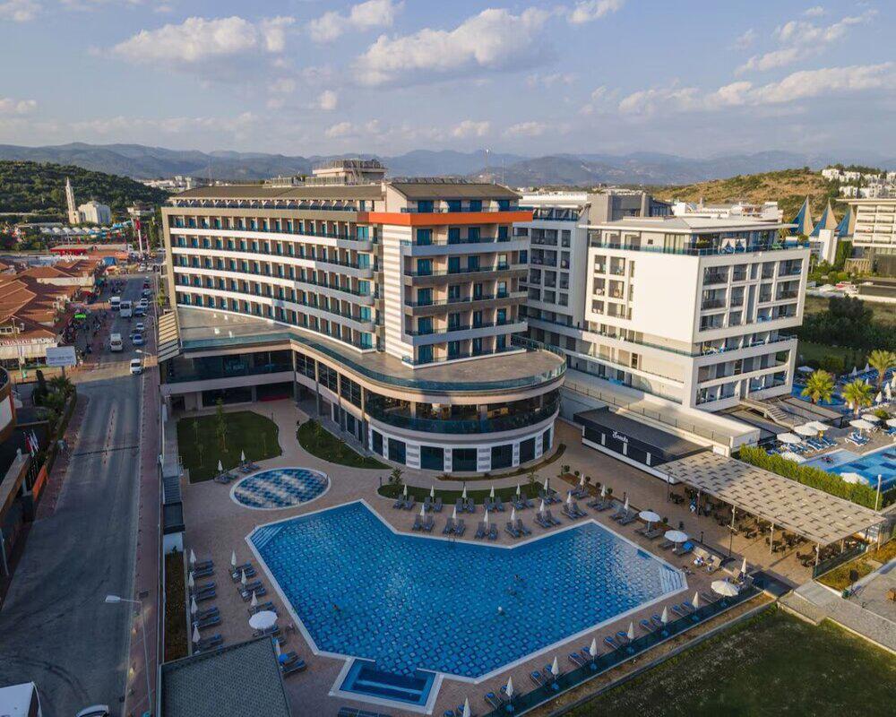 Lonicera Premium Hotel